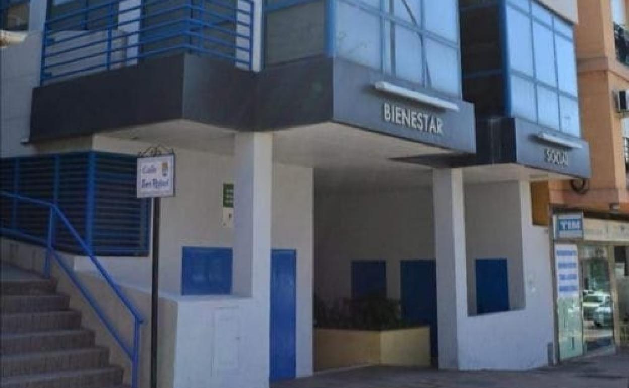Fachada principal del área de Bienestar Social en Rincón de la Victoria. 
