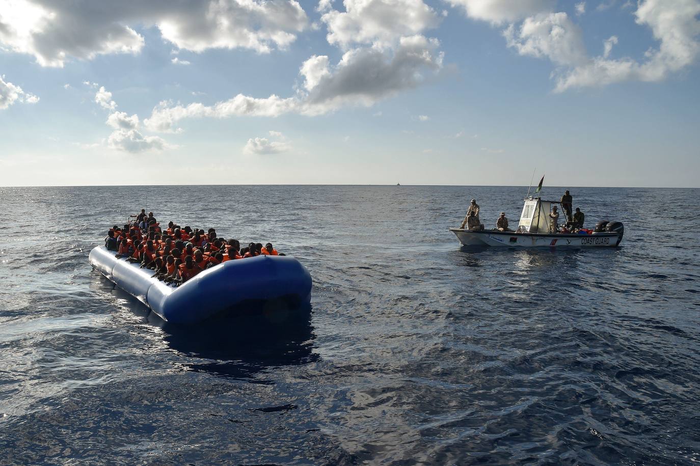 Rescate de migrantes en el Mediterráneo.