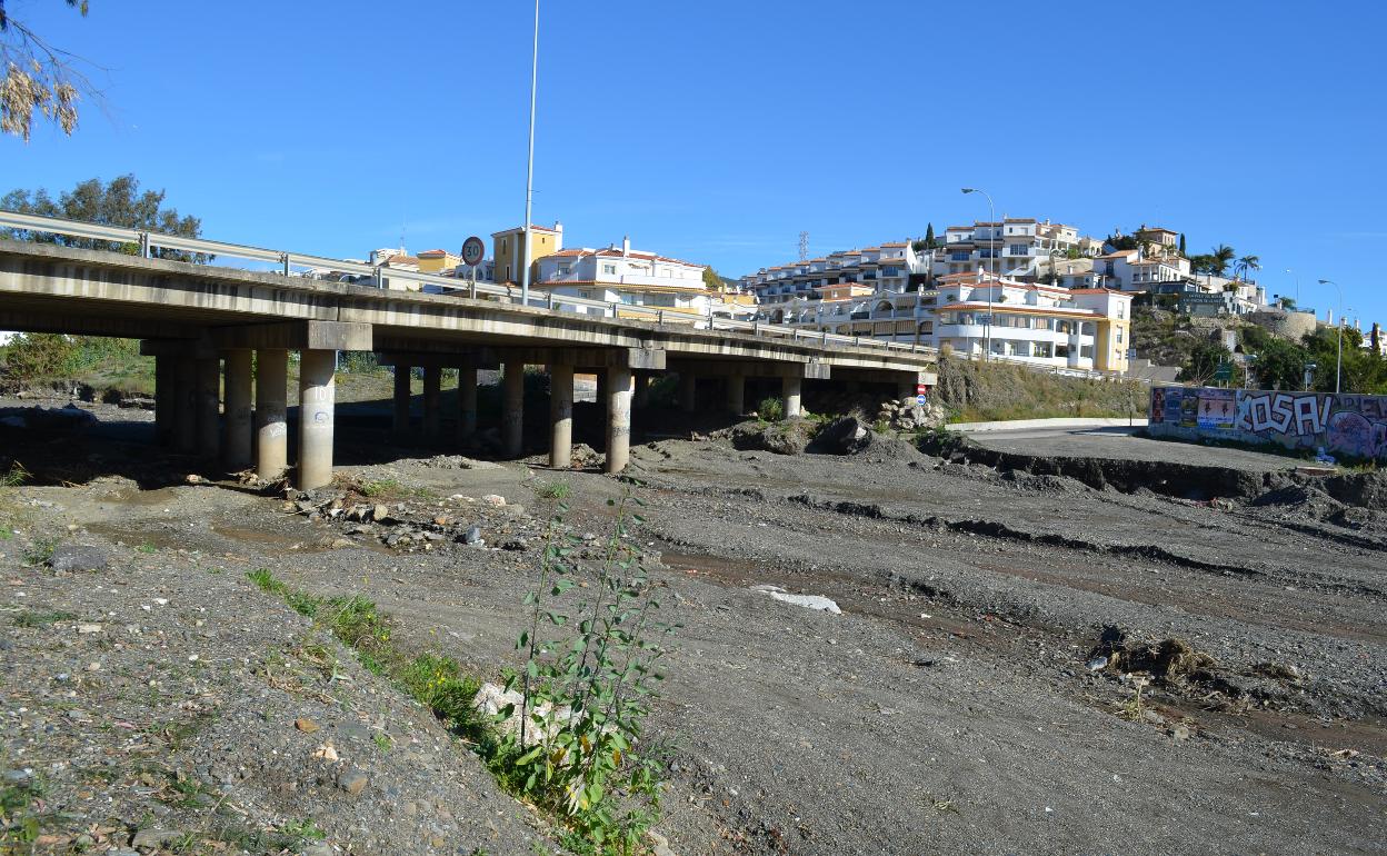 Imagen de la desembocadura del arroyo Totalán. 