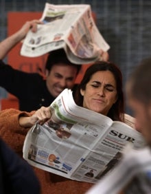 Imagen secundaria 2 - Algunas de las perfomances que hicieron los alumnos en el Aula de Cultura de SUR. 