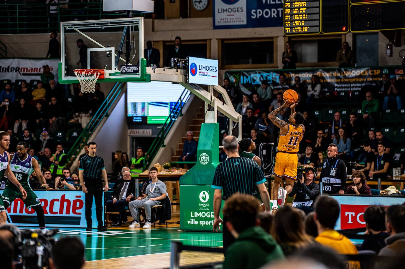 Victoria del Unicaja en la cancha del Limoges (67-84). 