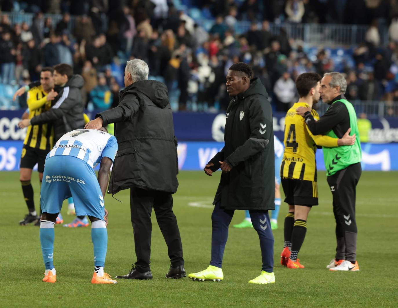 Derrota del Málaga en casa ante el Oviedo. 