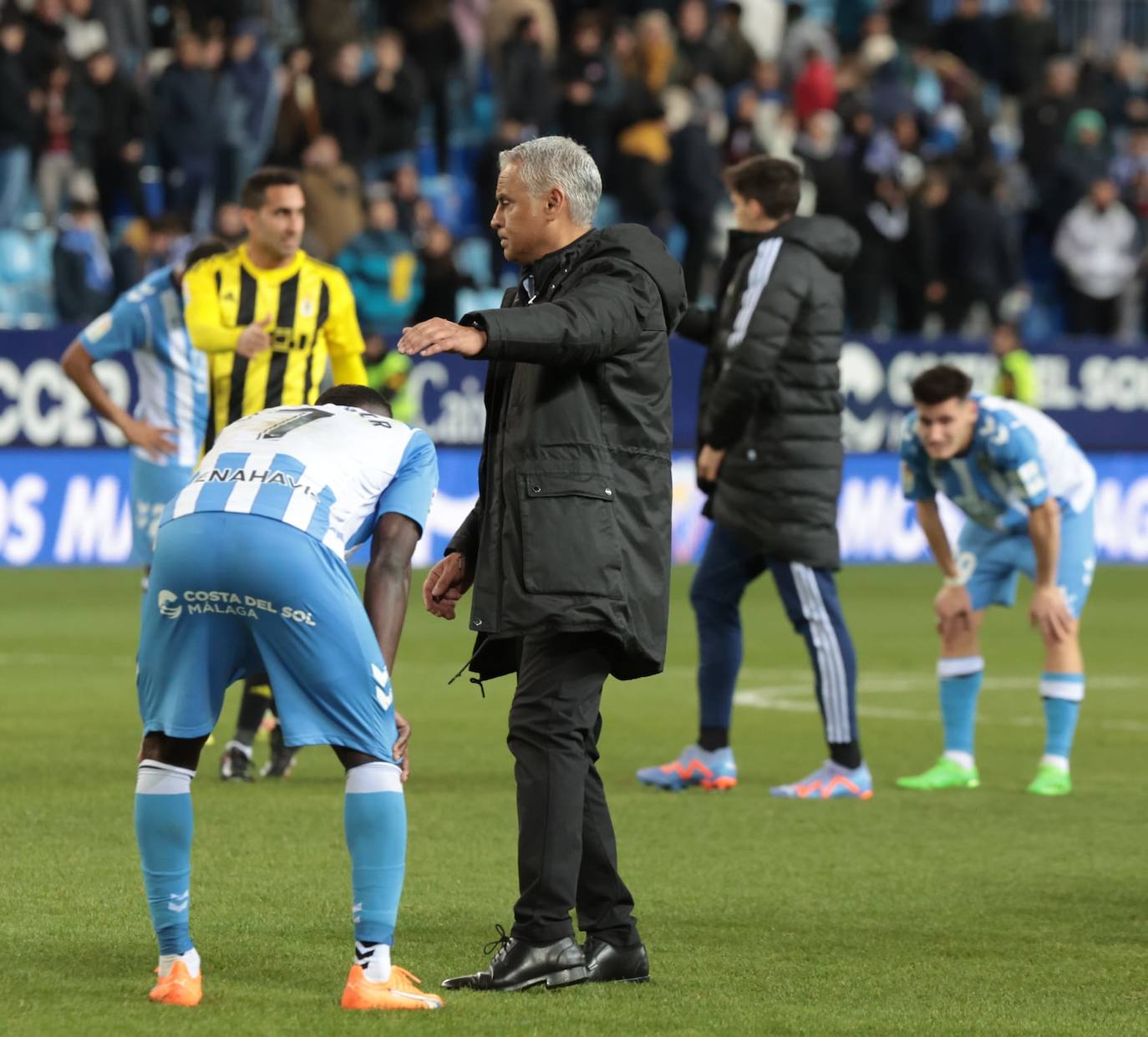 Derrota del Málaga en casa ante el Oviedo. 