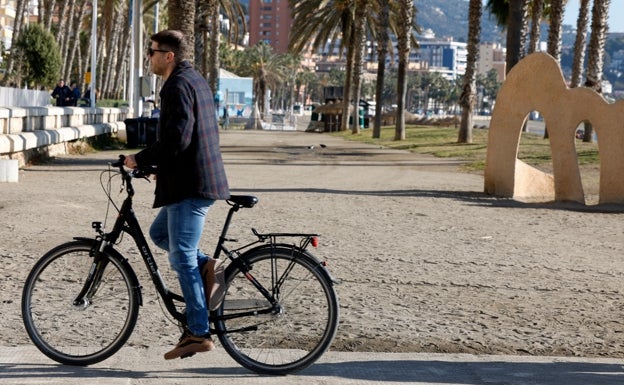 Costas se opone a usar la ribera del mar para ensanchar el paseo marítimo. 