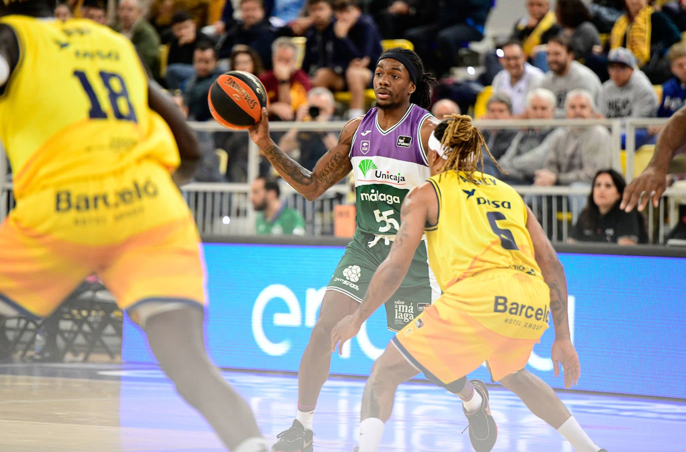 Derrota del Unicaja ante el Gran Canaria (88-70). 