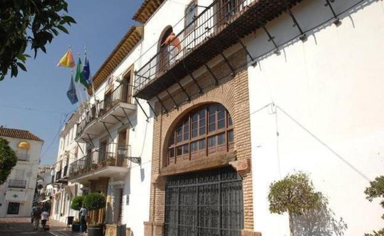 El PSOE solicita los expedientes de dos nuevos contratos de obras del Ayuntamiento de Marbella