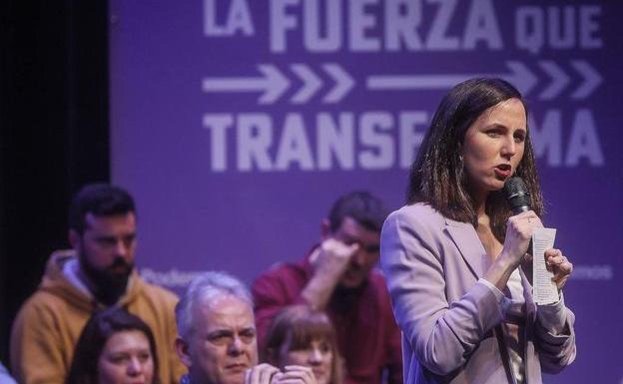 La ministra y secretaria general de Podemos, Ione Belarra, durante un acto de Podemos en Valencia