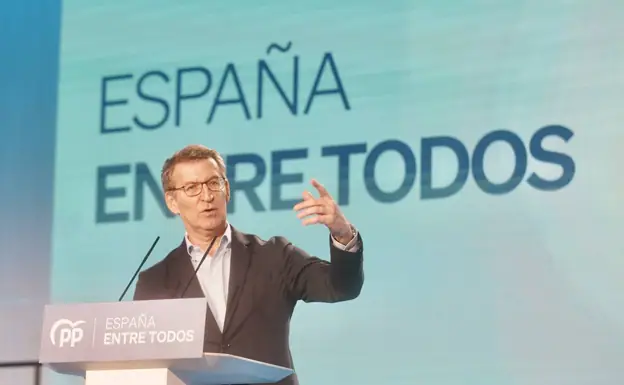 Alberto Núñez Feijóo, durante su intervención en el acto.  /Eduardo Briones/Europa Press