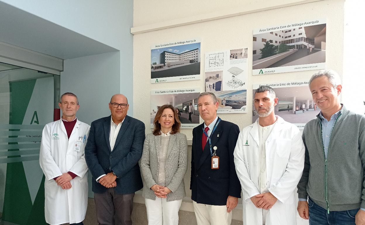 La delegada de la Junta en Málaga, Patricia Navarro, este miércoles en el Hospital Comarcal de la Axarquía. 