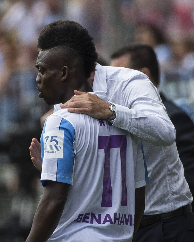 El recordado extremo ghanés jugó de blanquiazul durante la segunda parte de la temporada 15-16 y consiguió marcar dos tantos. Uno en su debut y otro en su despedida.