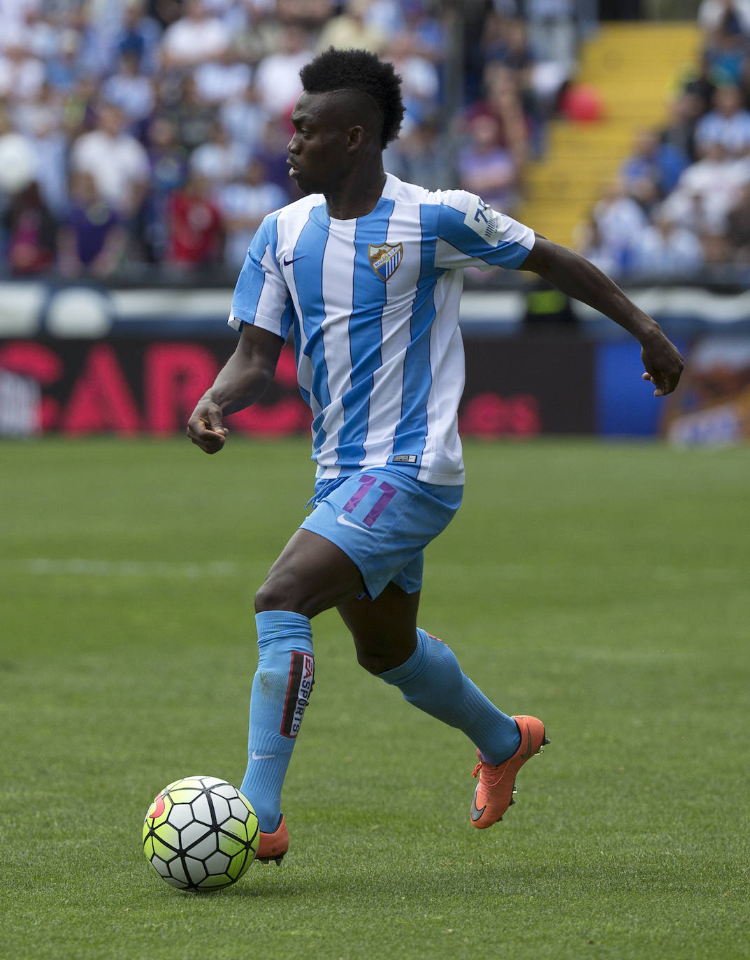 El recordado extremo ghanés jugó de blanquiazul durante la segunda parte de la temporada 15-16 y consiguió marcar dos tantos. Uno en su debut y otro en su despedida.