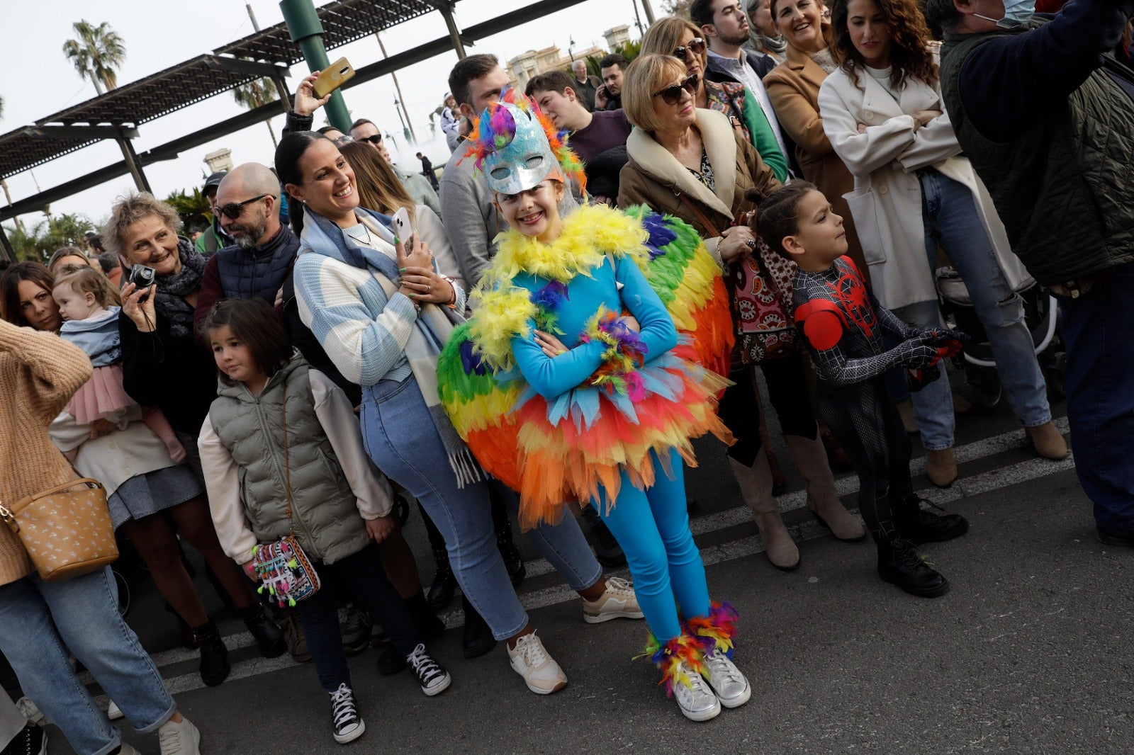 Un año más, la tradición continúa en la despedida de esta fiesta de la ciudad entre miles de personas esperando la famosa hoguera en la playa