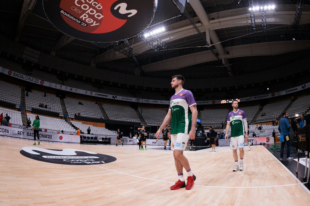 Un partido cargado de morbo y tensión disputado en el Olimpic de Badalona