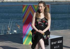 Pilar Palomero, en el set del Festival de Málaga en el Muelle Uno en la presentación de 'Las niñas'.