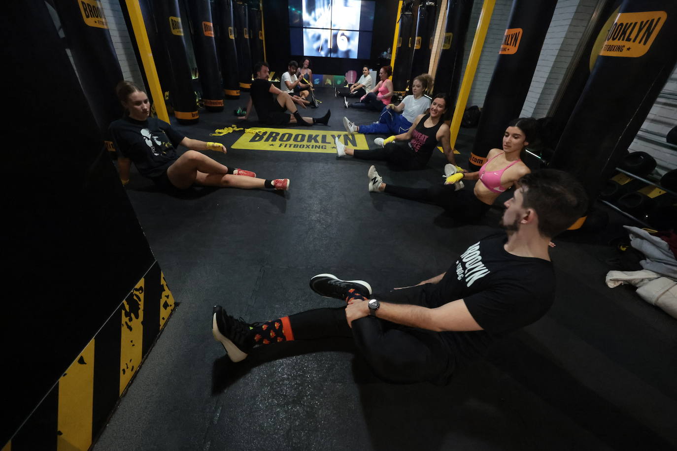 Preparándose para una clase de Fitboxing.