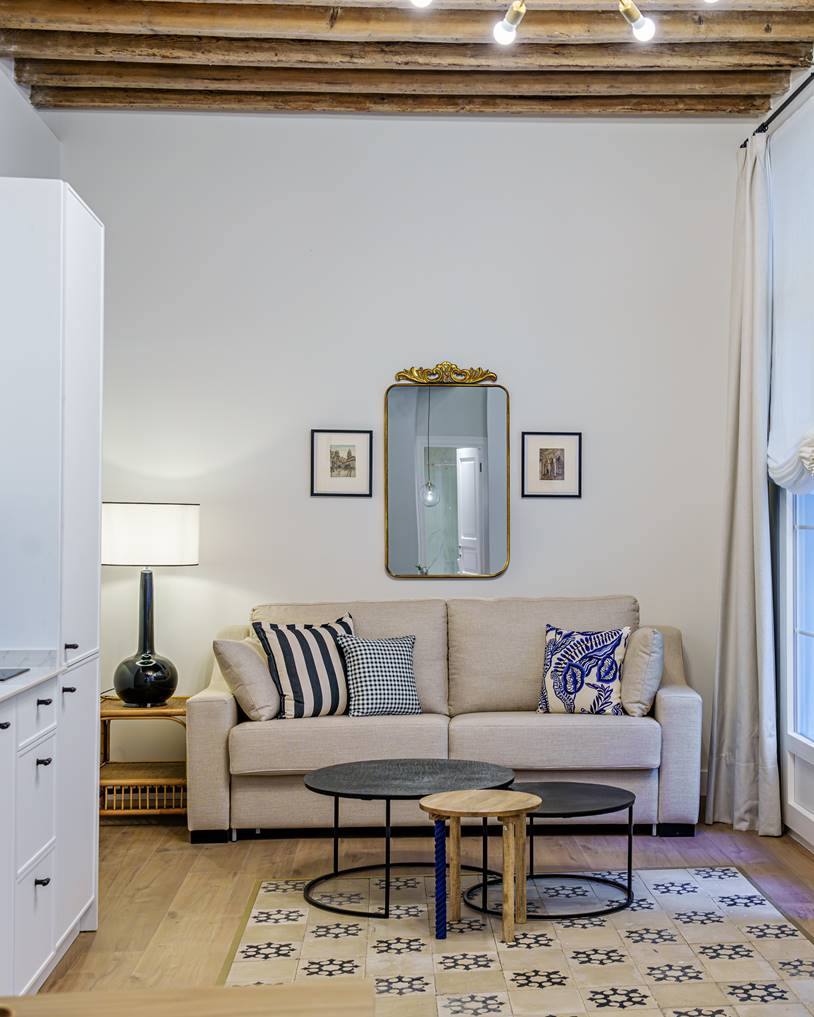 La rehabilitación de un destartalado edificio en el Centro de Málaga revela su floreciente pasado barroco