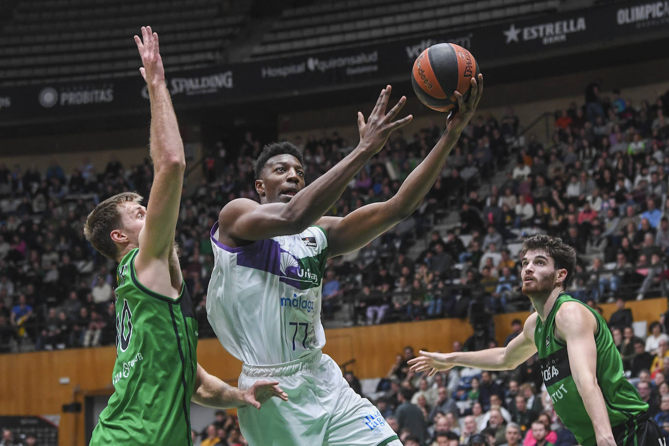 El Joventut-Unicaja, en imágenes