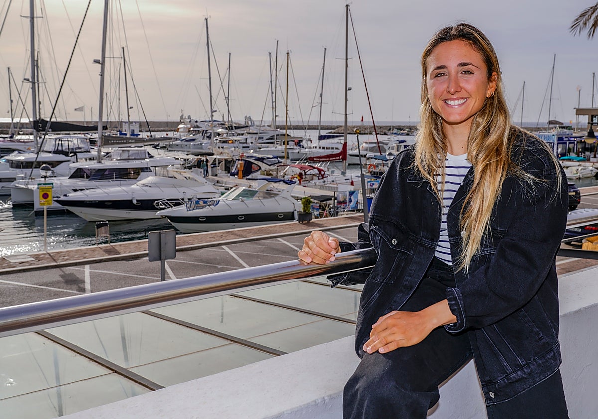 Imagen principal - Ana Moncada ya acaricia el Olimpo