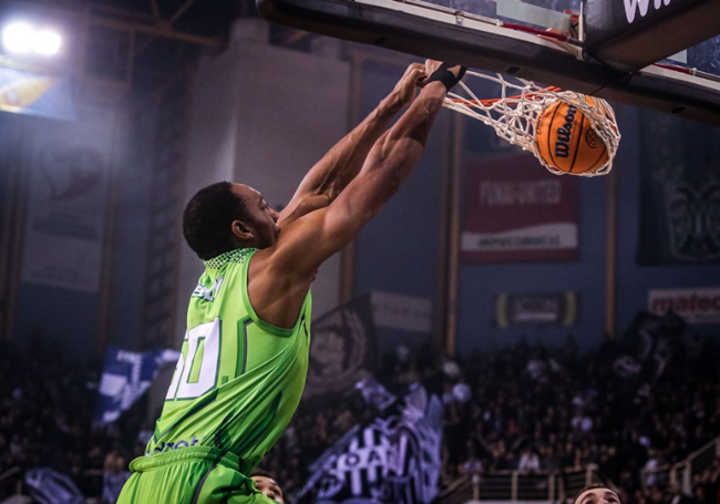 Austin Wiley, un 'pivot' intimidador en la Champions.