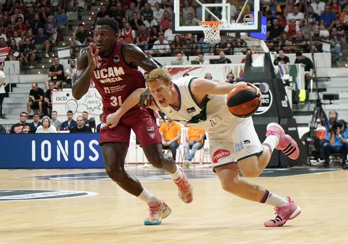 Ennis y Díaz, durante la semifinal de la Supercopa ACB.