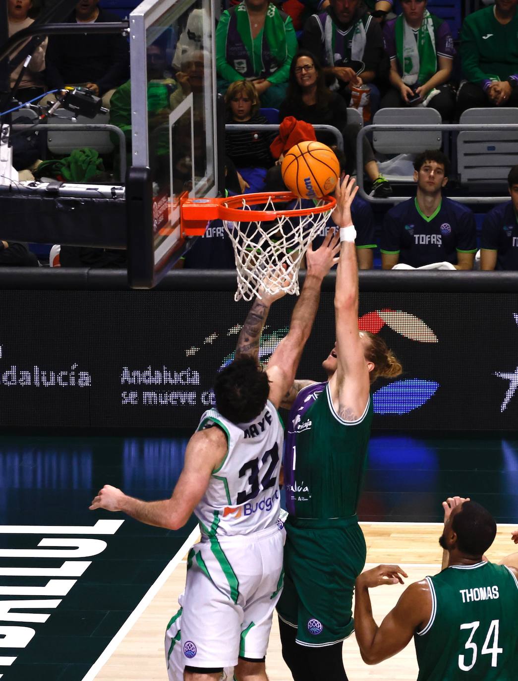 El Unicaja - Tofas Bursa, en imágenes