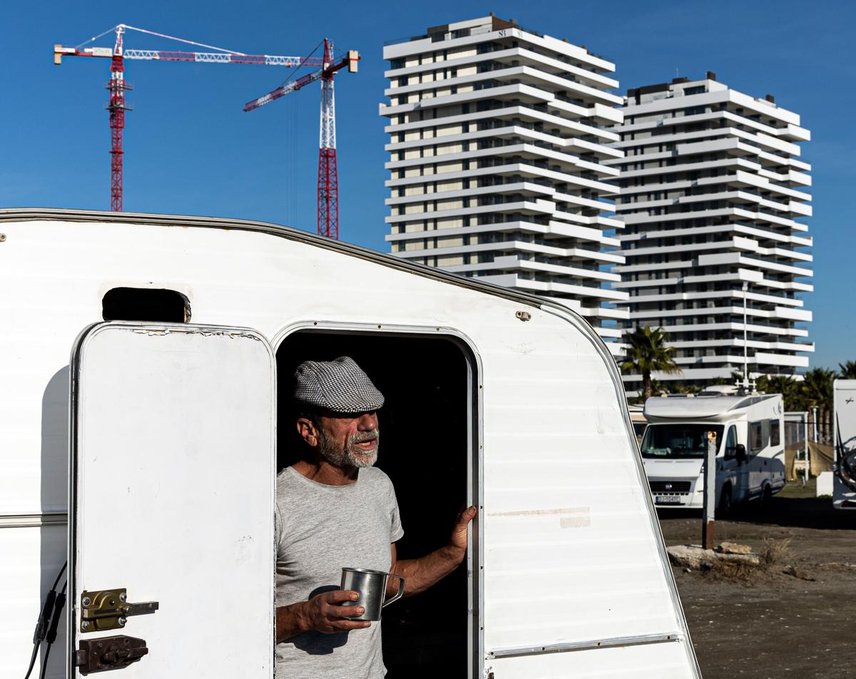 Con la casa a cuestas: ¿Quién vive en una autocaravana en Málaga?