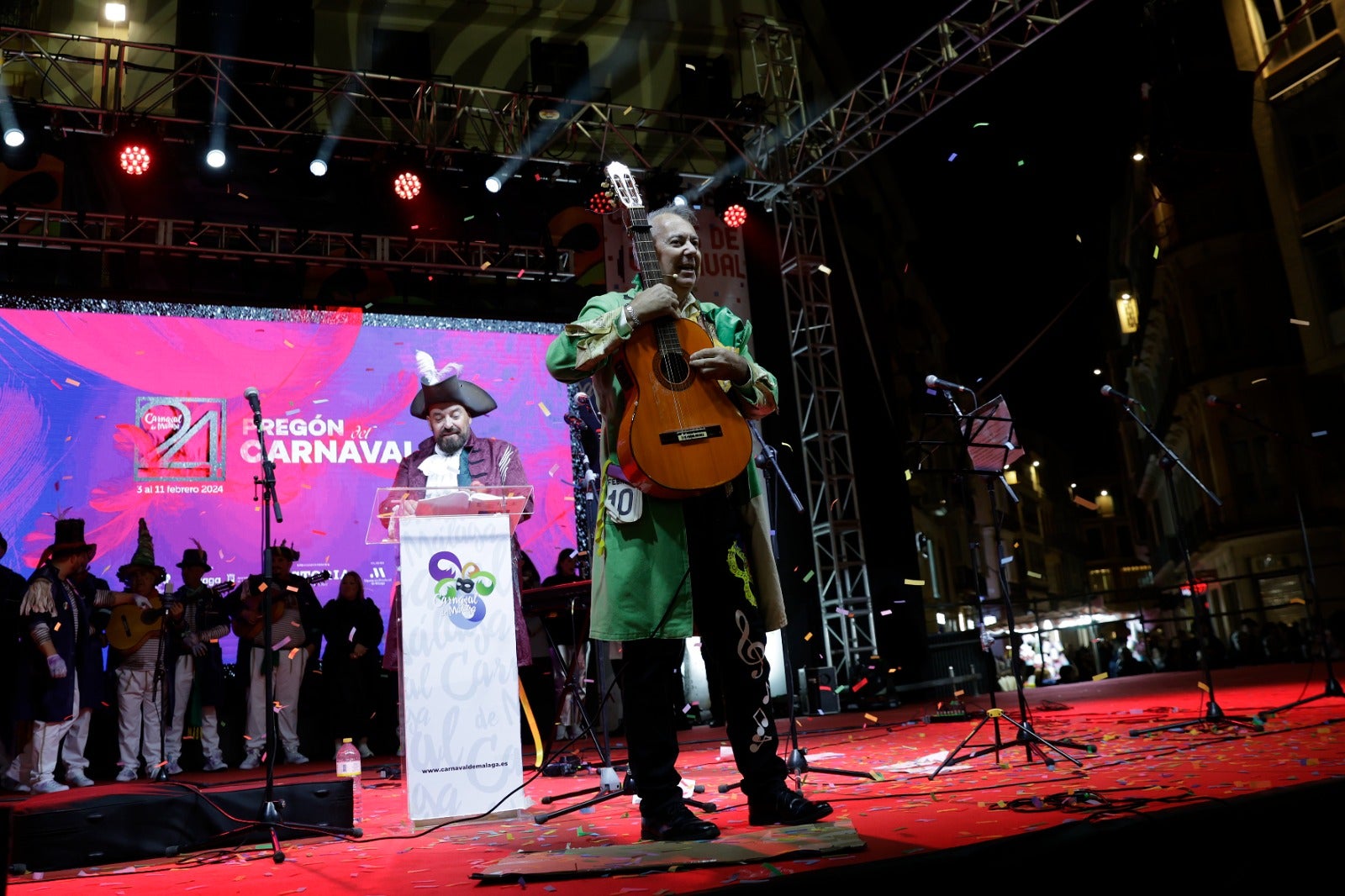 El Carnaval de Málaga se traslada a la calle con el pregón y la elección de los Dioses