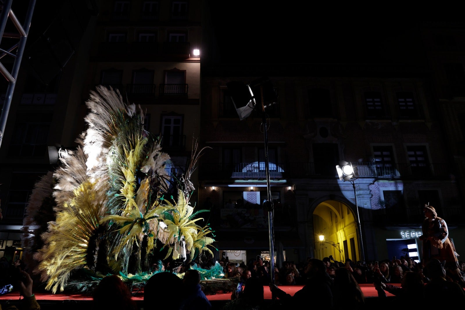 El Carnaval de Málaga se traslada a la calle con el pregón y la elección de los Dioses