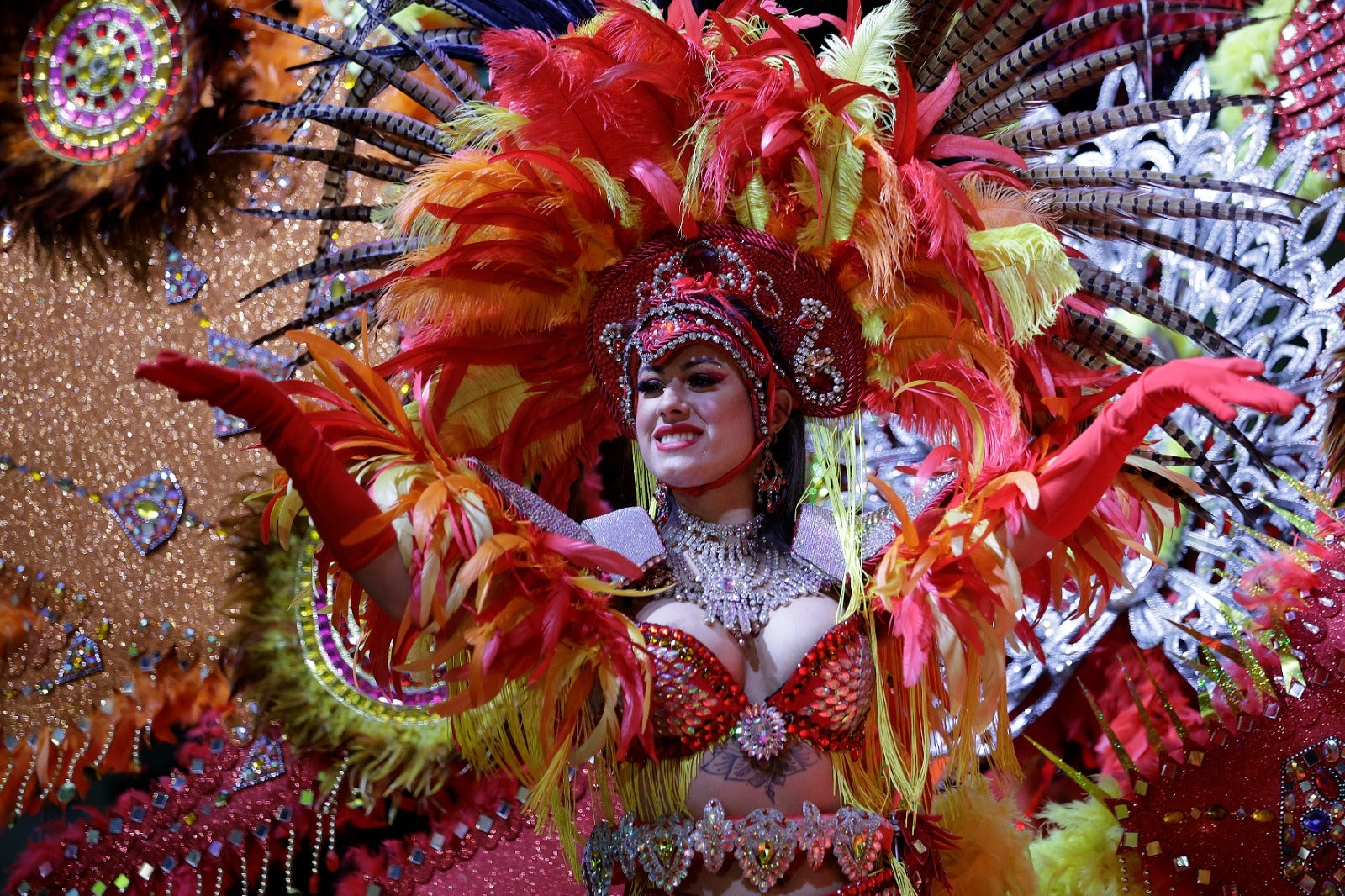 El Carnaval de Málaga se traslada a la calle con el pregón y la elección de los Dioses