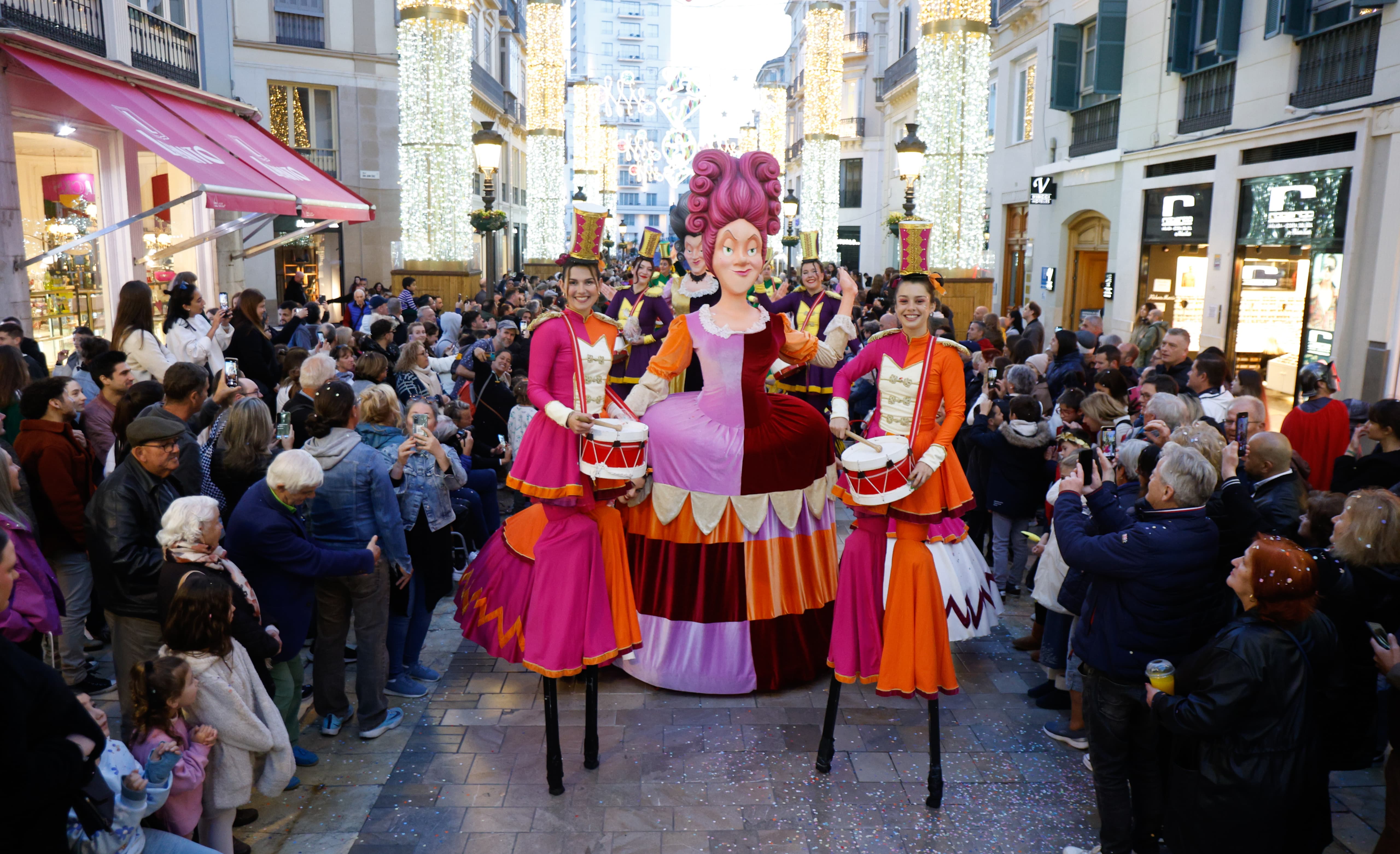 Las mejores imágenes del desfile del Carnaval de Málaga 2024