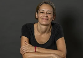 Esther García Llovet publica nueva novela cargada de humor.