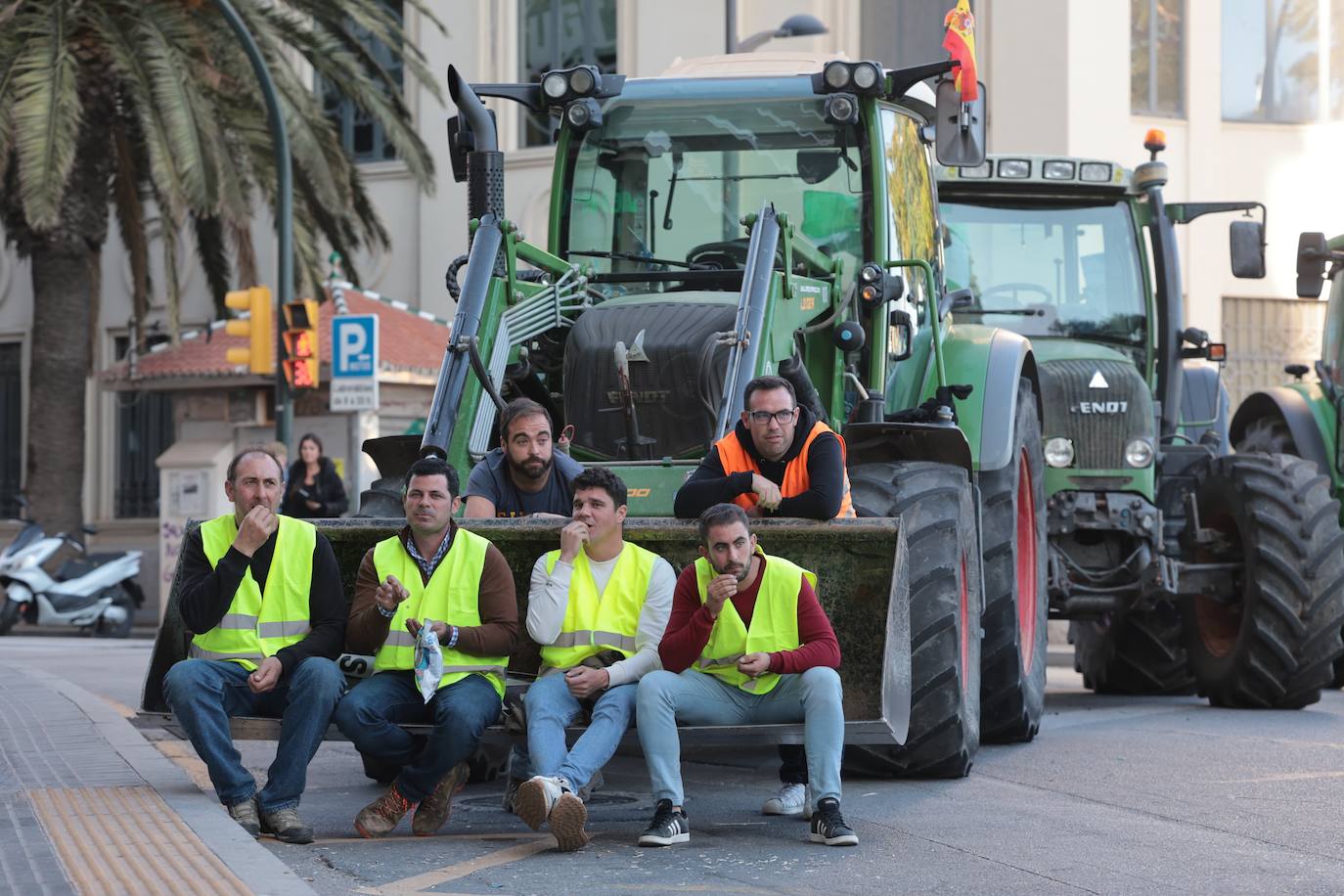 La protesta de los agricultores malagueños, en imágenes