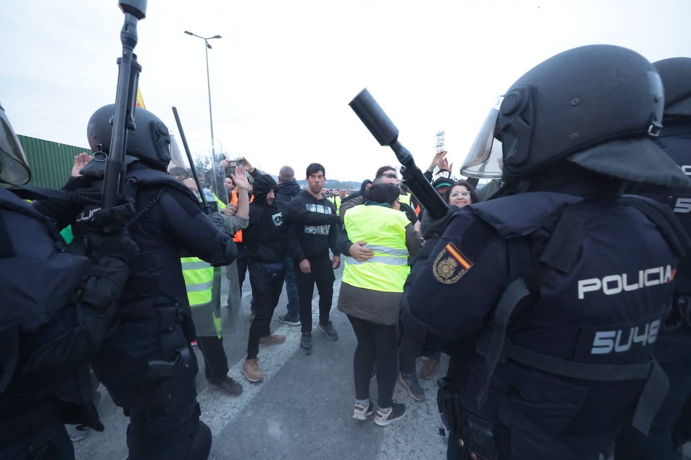 Tensión en Antequera entre agricultores y policías
