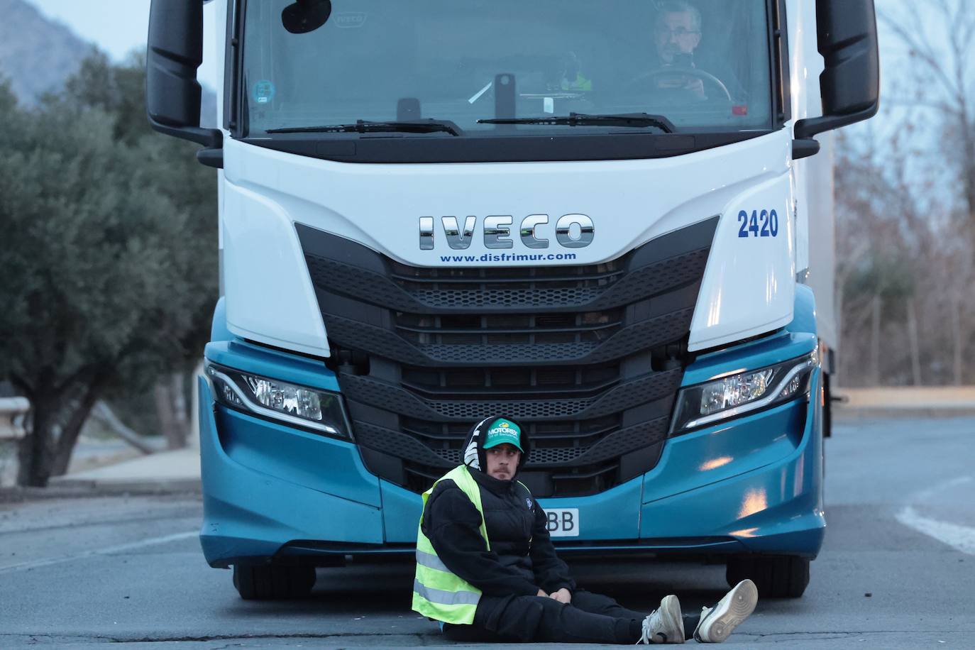 Tensión en Antequera entre agricultores y policías