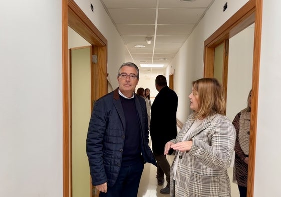 Francisco Salado y Natacha Rivas, este jueves en Algarrobo.