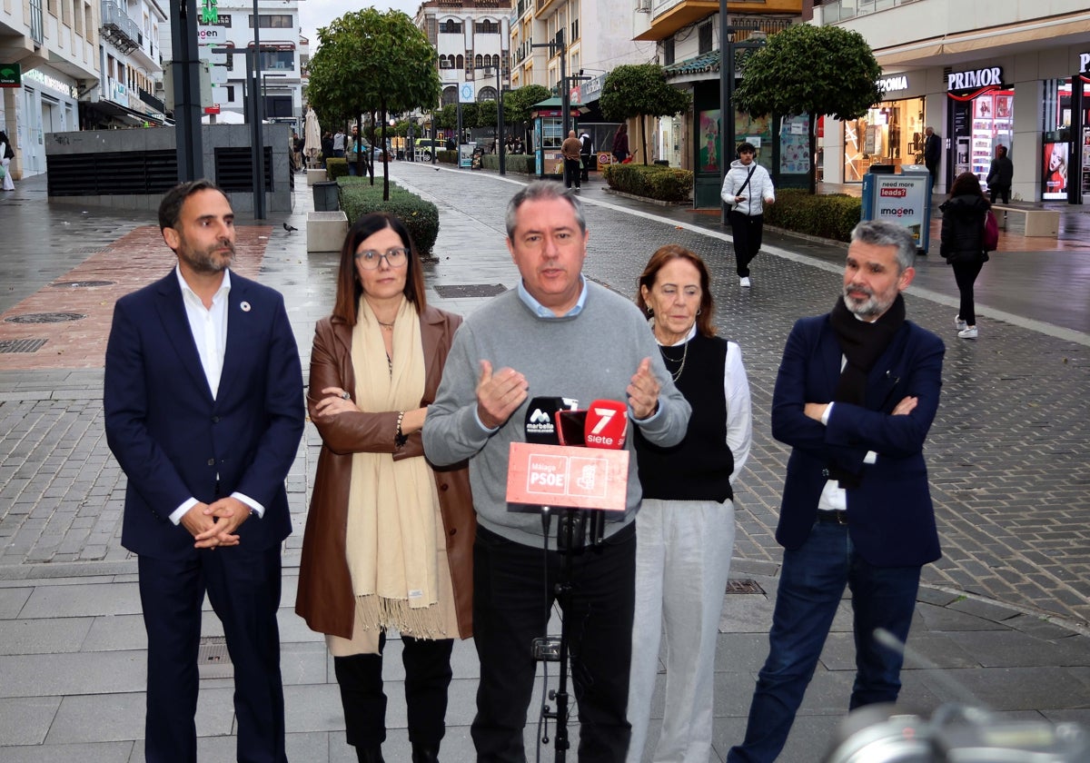 El secretario general del PSOE de Andalucía, Juan Espadas, durante su intervención en San Pedro Alcántara.