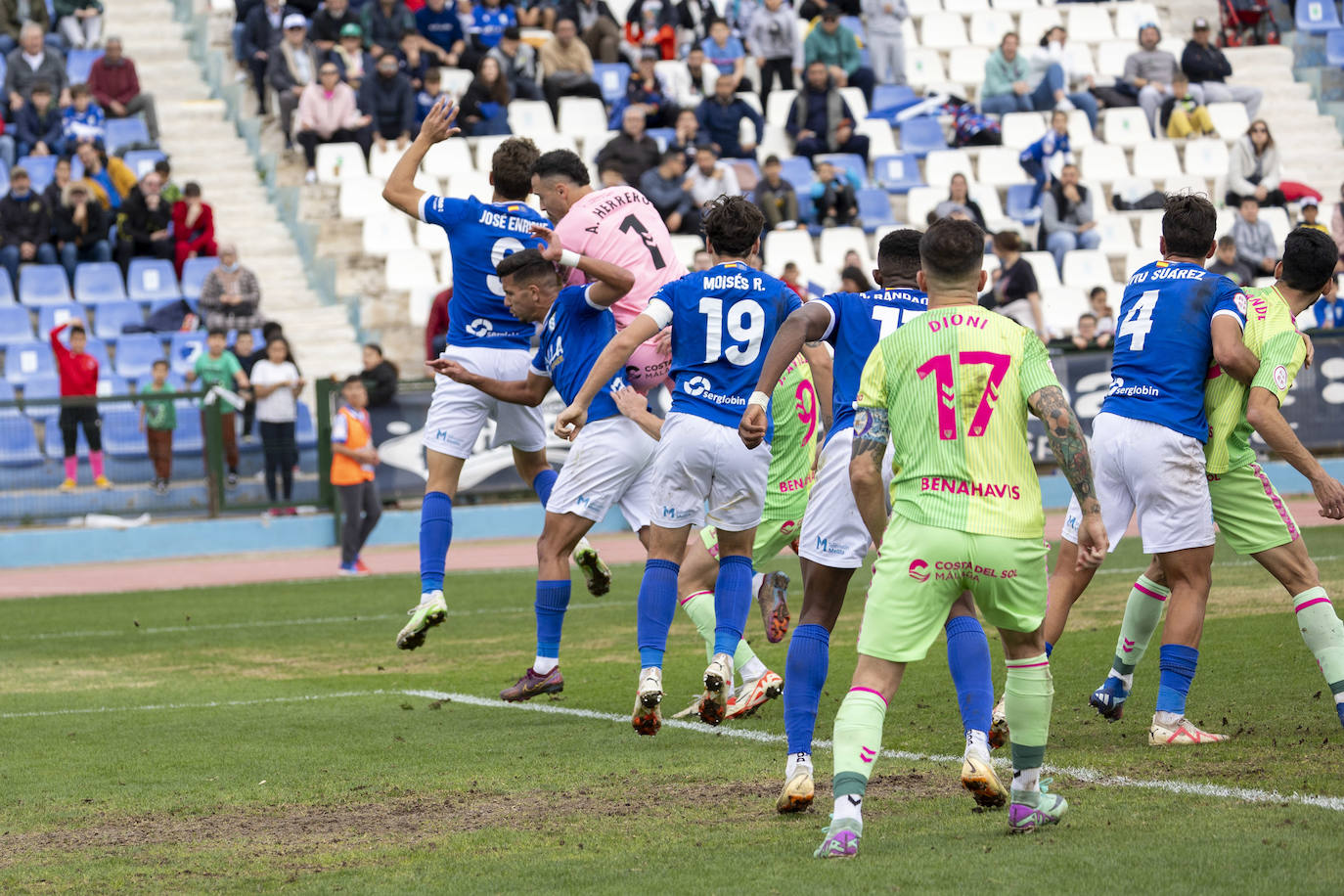 Las mejores imágenes del Melilla-Málaga