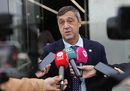 El rector de la Universidad de Málaga, Teo López Navarrete.