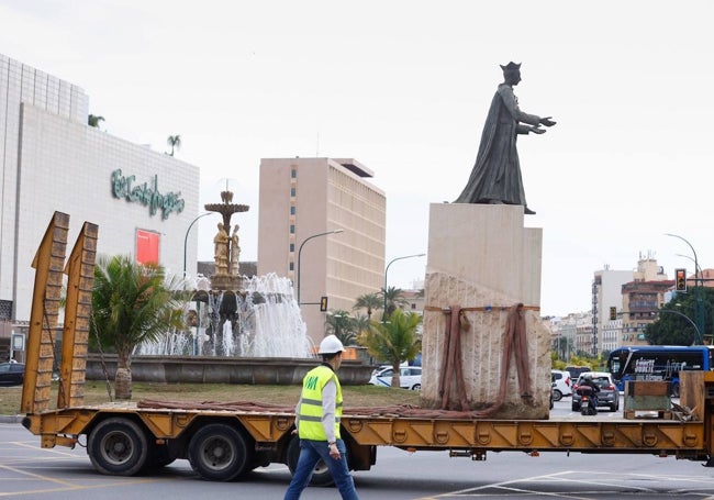 Detalle del traslado en camión hasta el emplazamiento provisional.
