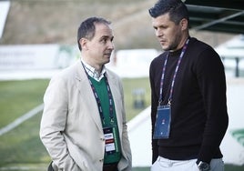 Álvaro Pérez y Álvaro Silva, antes de empezar el último partido en El Maulí.