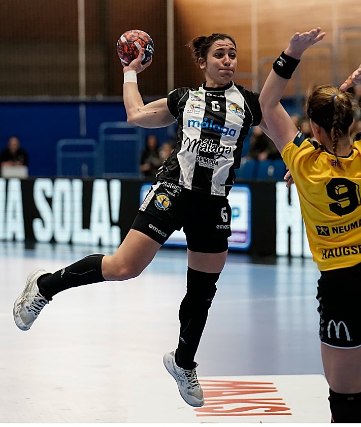 Imagen secundaria 2 - El Costa del Sol, pie y medio fuera de Europa