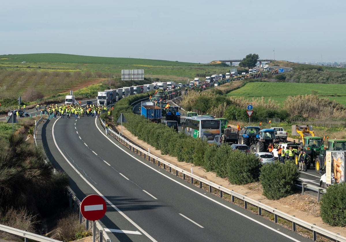 Cortes de carreteras esta semana en la provincia de Sevilla.