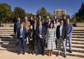 El rector de la Universidad de Málaga, Teo López, con su equipo de dirección.