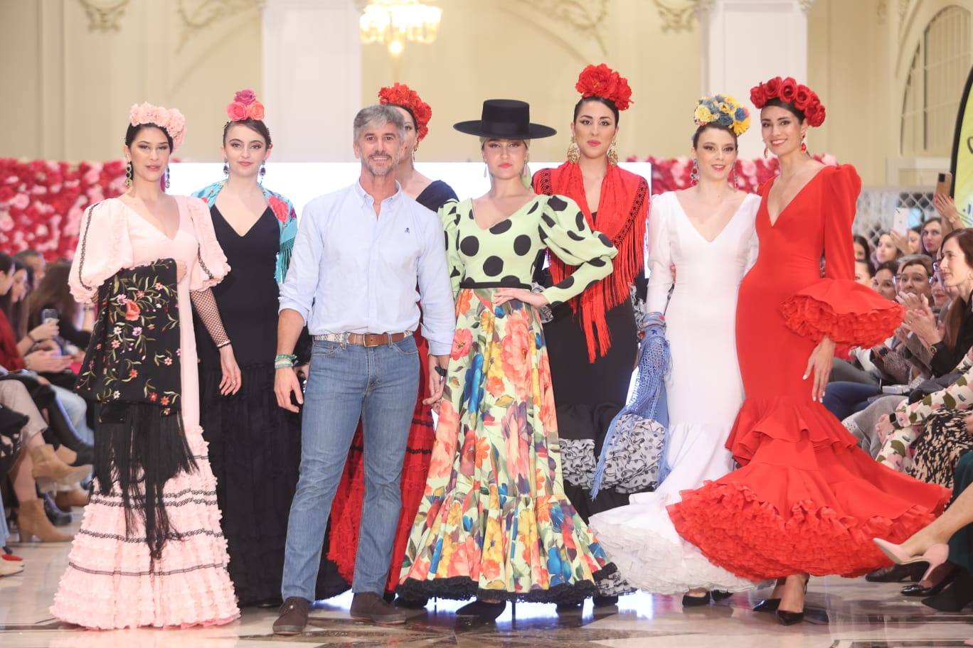 La pasarela de moda flamenca Con 2 lunares, en imágenes