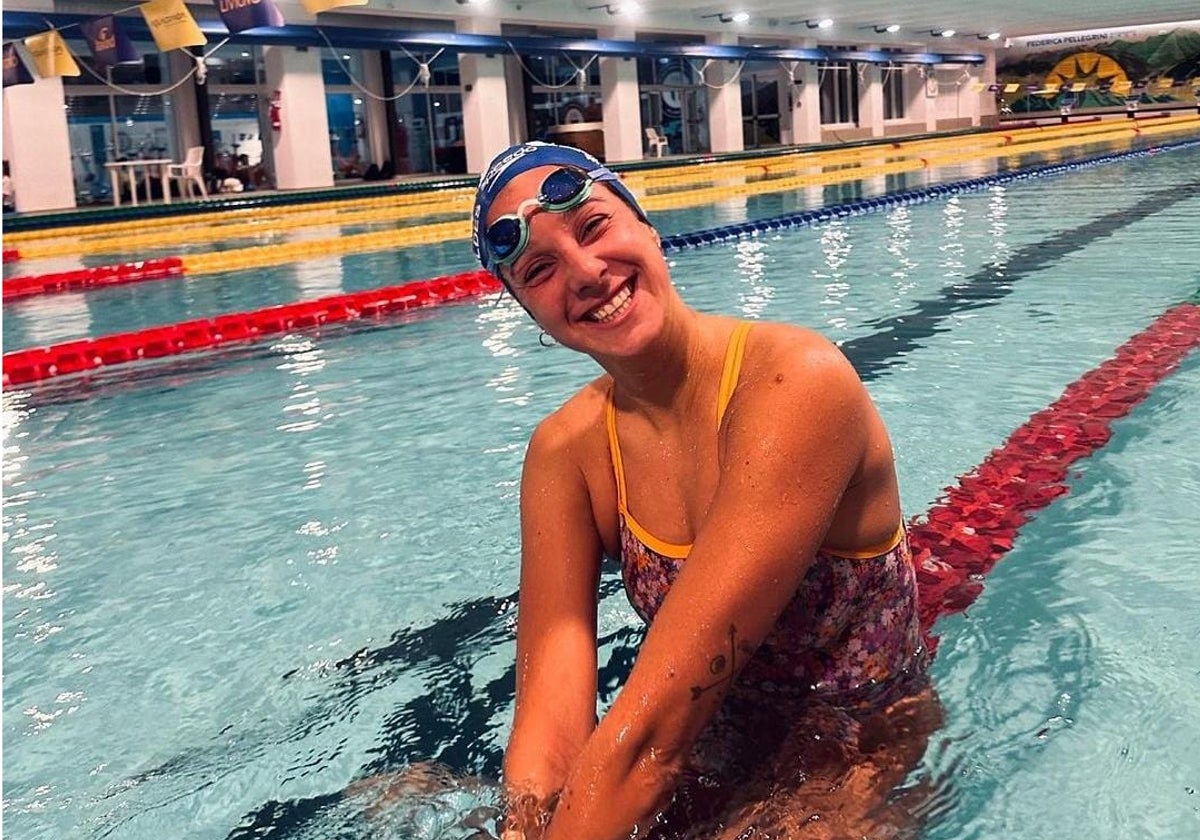 María de Valdés, en busca de las mínimas olímpicas en el Campeonato de España de natación