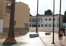 La Plaza Pablo Neruda con el nuevo suelo.