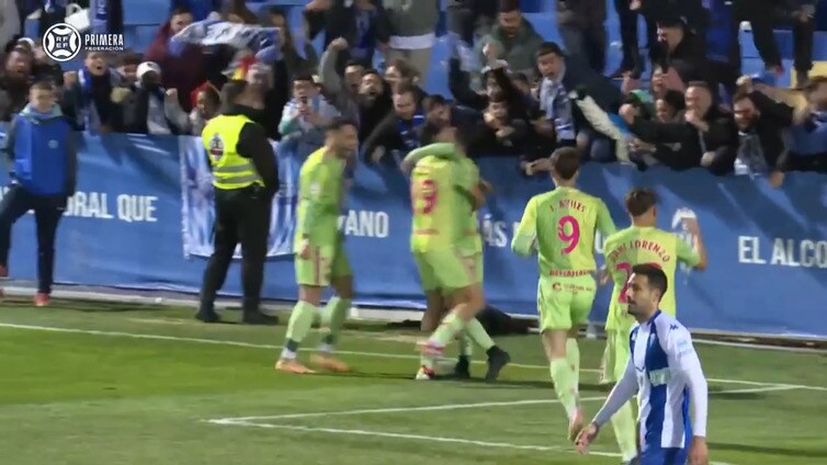 Vídeo resumen de la goleada del Málaga al Alcoyano (0-3)