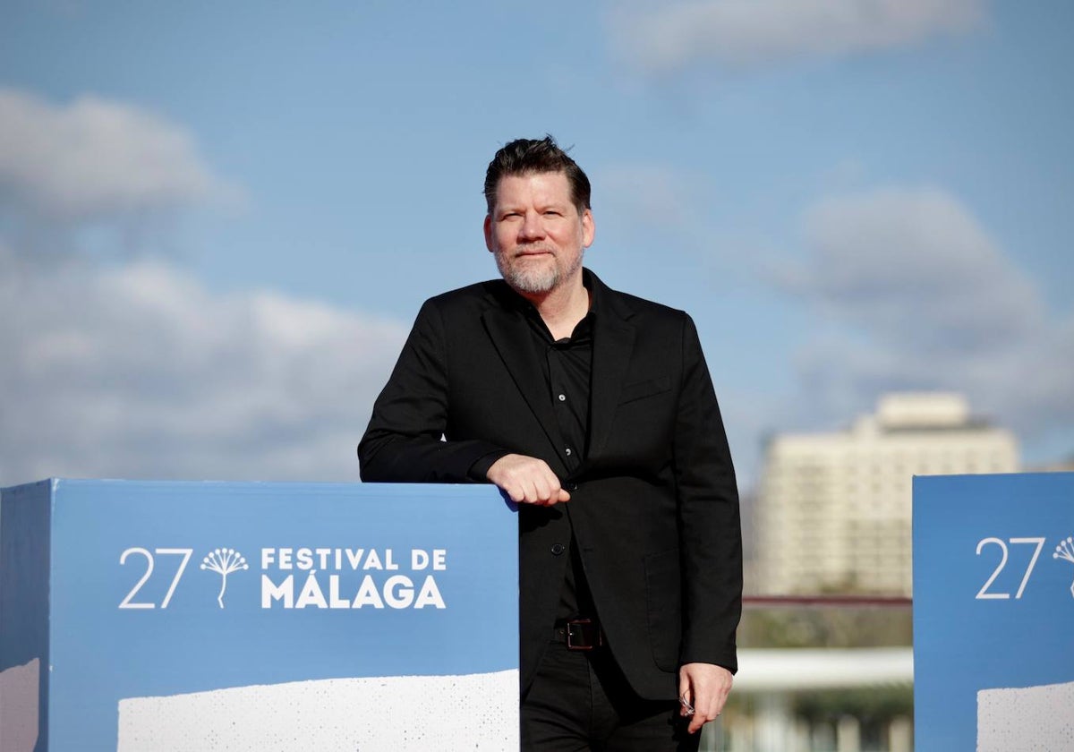 El director de 'Radical', Christopher Zalla, en el photocall del Muelle Uno.