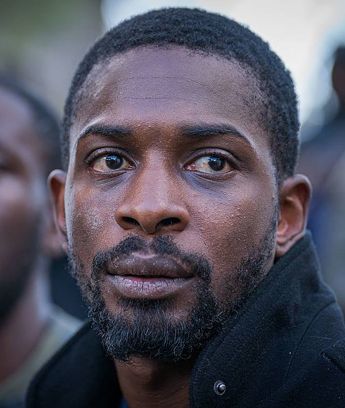 Imagen secundaria 2 - Fotogramas de la película 'El Salto'.