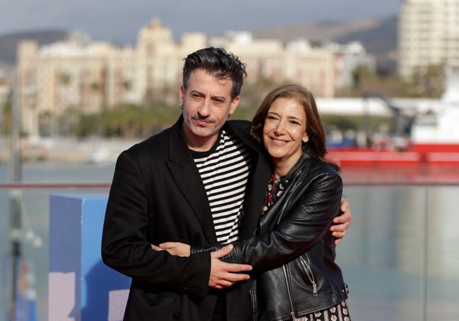 El actor Alfonso Tort y la directora Vanina Spataro.